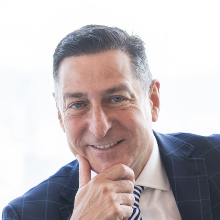 Dr. Mark Konyn headshot