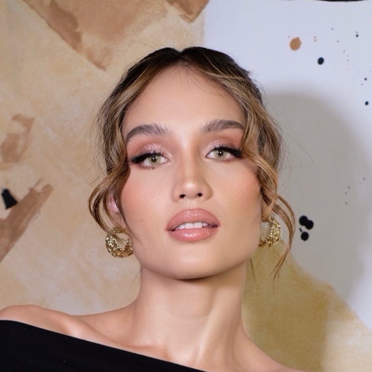 Cinta Laura Kiehl headshot