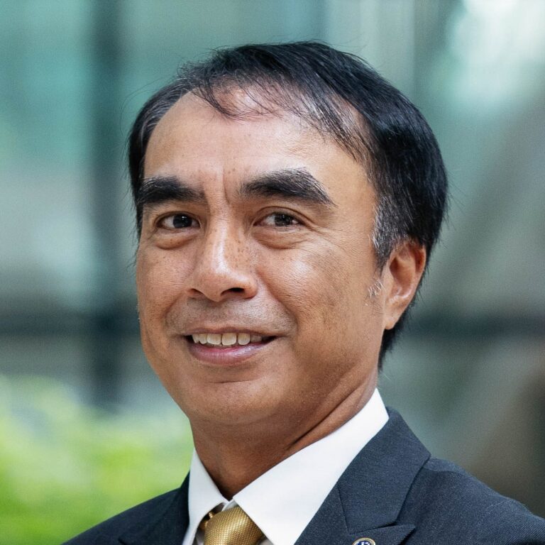 DG Adnan Zaylani headshot