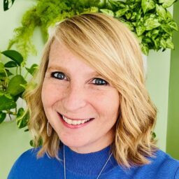 Jessie McComb headshot